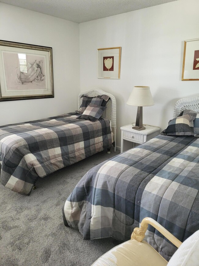 Building Photo - 3511 Village Blvd