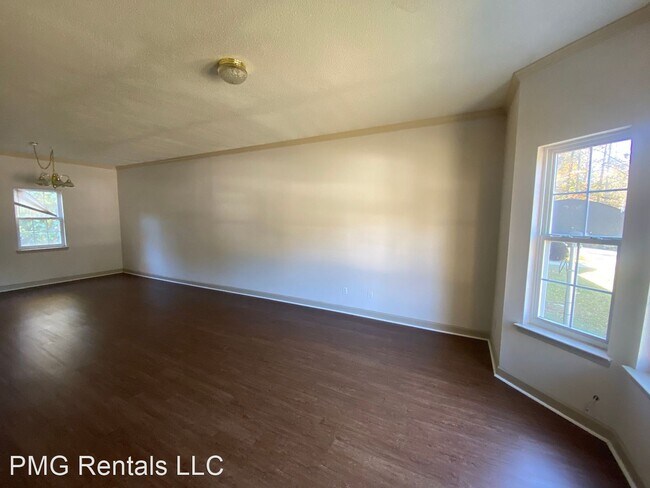 Building Photo - 3 br, 2 bath House - 410 S College 4