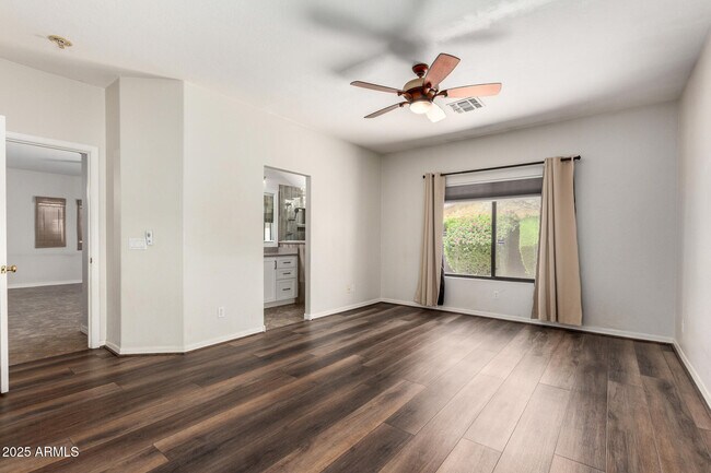 Building Photo - 7039 S Golfside Ln