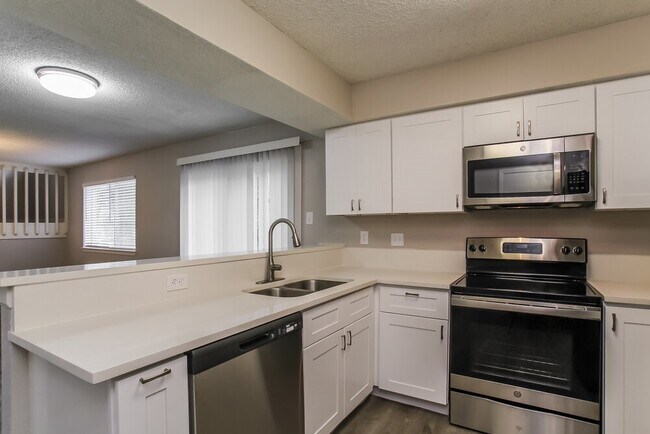 Building Photo - 4310 Shalom Creek Ln