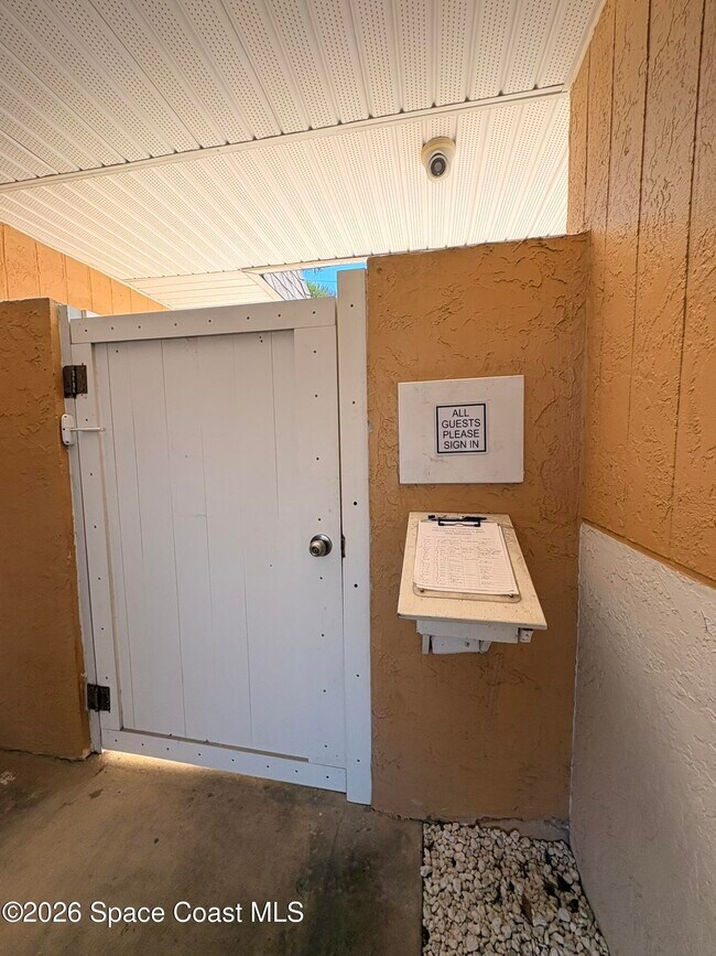 Building Photo - 2700 N Hwy A1A