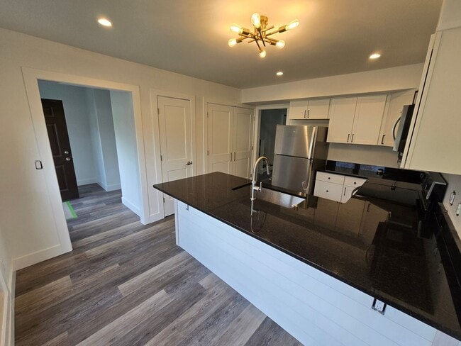 Building Photo - 1304 Seaton Rd