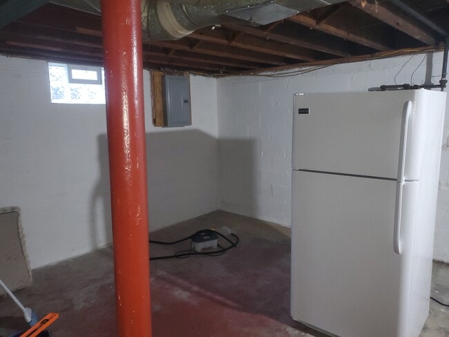 Building Photo - 810 Frederick St