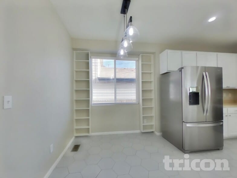 Building Photo - 14458 E 101st Pl