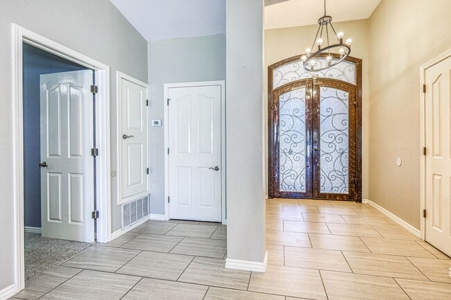 Building Photo - 5948 Anapaula Dr