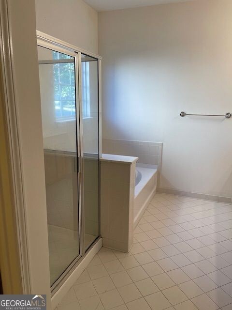 Building Photo - 605 Applegate Ln