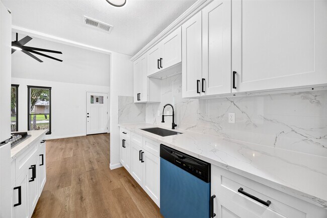 Building Photo - 22106 Westland Creek Dr