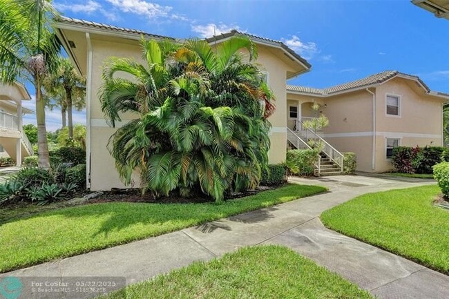 Building Photo - 12215 Royal Palm Blvd