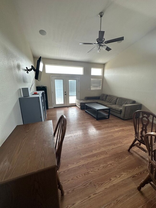 Building Photo - Fully Furnished Home for rent in Fernley, ...