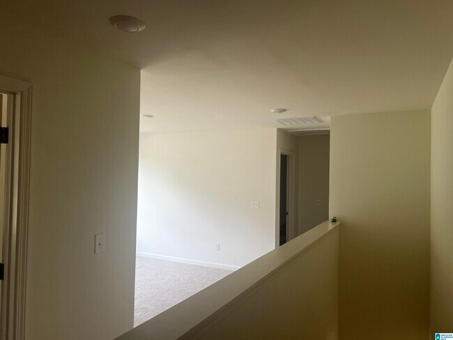 Building Photo - 9906 Chelsea Pk Trl
