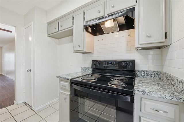 Building Photo - 2728 Westchester Dr