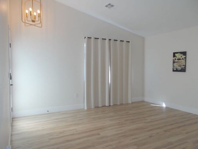 Building Photo - 519 Crimson View Pl