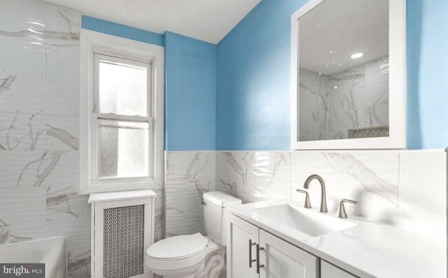 Building Photo - 200 Kingston Rd