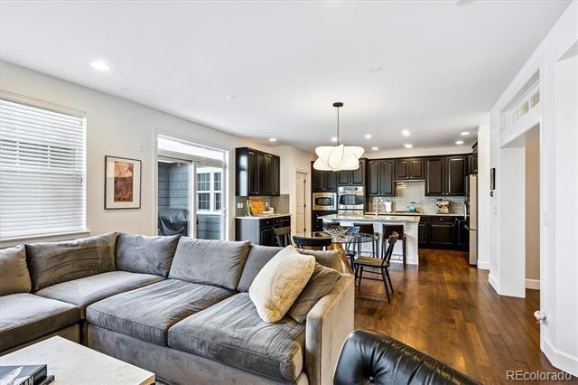 Building Photo - 3496 Ulster St