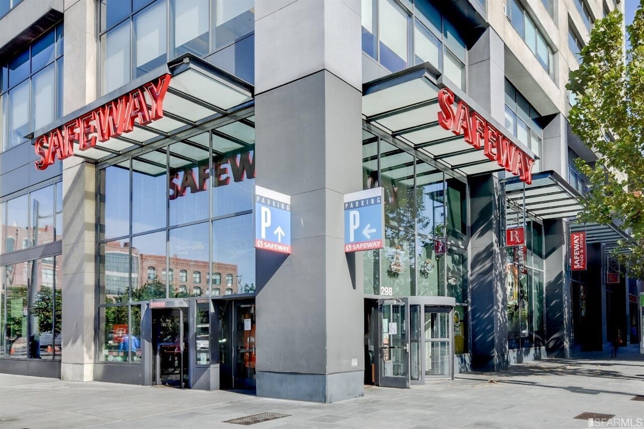 Building Photo - 718 4th St