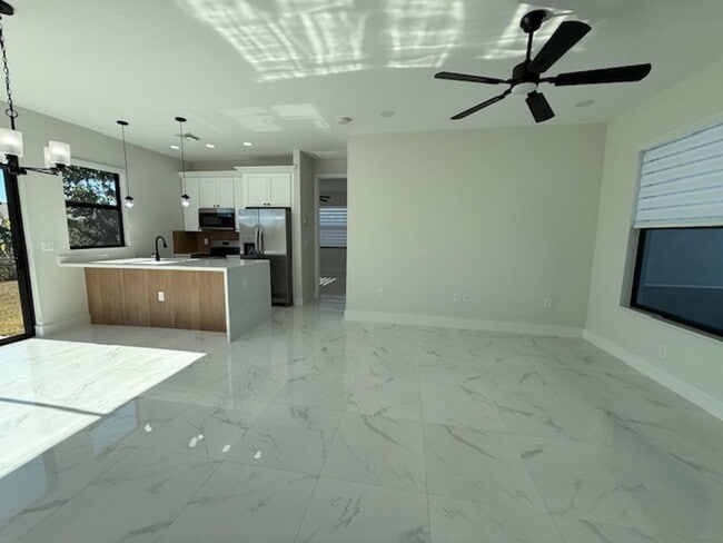 Building Photo - Brand-New 3-Bedroom Home for Rent in Lehigh Acres – Modern Design + Special Offer!