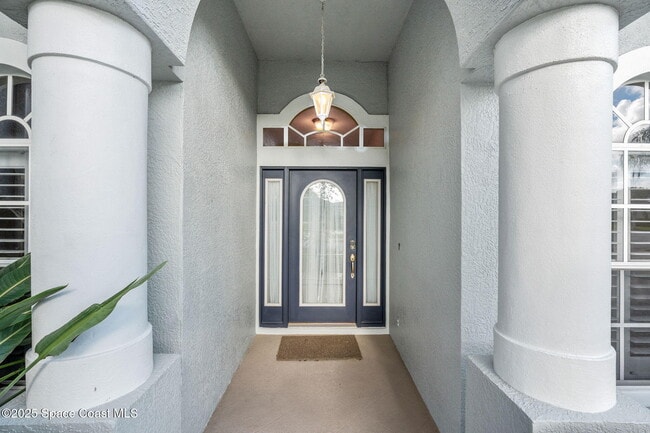 Building Photo - 943 Carriage Hill Rd