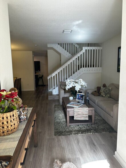 Building Photo - 3397 W 94th Ter