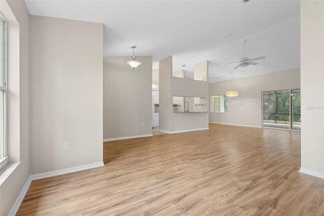 Building Photo - 7710 33rd Ln E