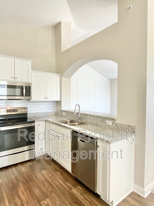 Building Photo - 520 Fishers Ct