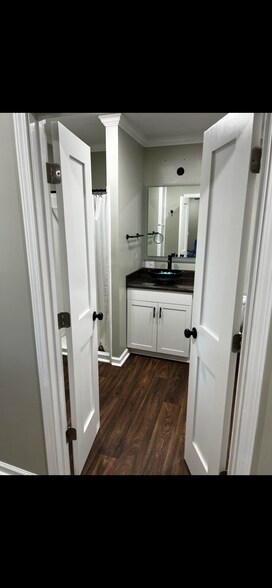 Building Photo - 289 Fox Trl