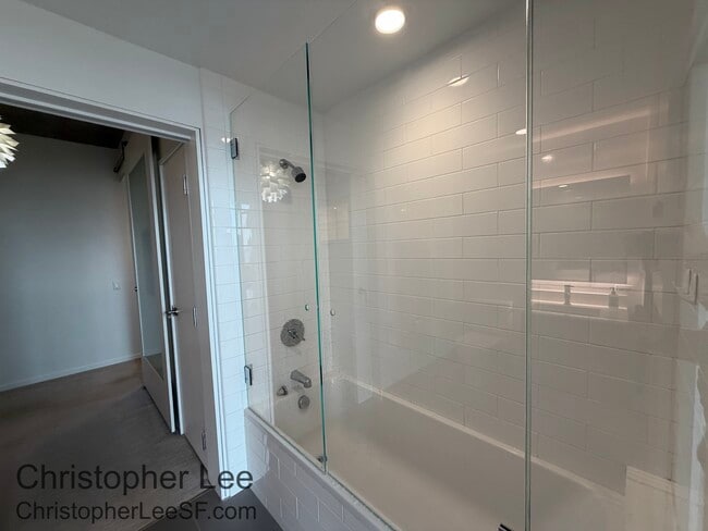 Building Photo - 338 Potrero Ave