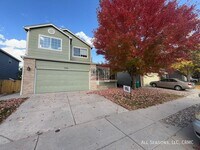 Building Photo - 5921 Fossil Dr