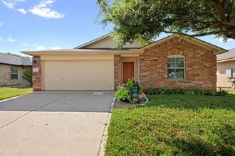 Building Photo - 13001 Carillon Way
