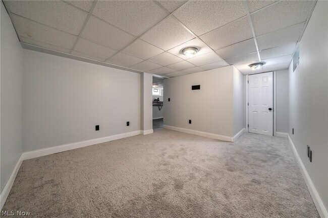 Building Photo - 17005 Mapleboro Ave
