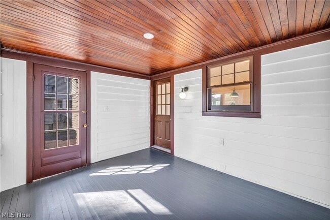 Building Photo - 2135 Coventry Rd