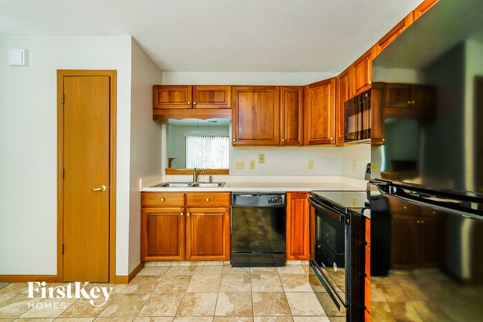 Building Photo - 4878 Oakleigh Pkwy
