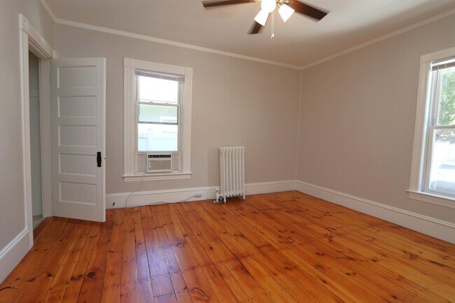 Building Photo - 781 Beech St