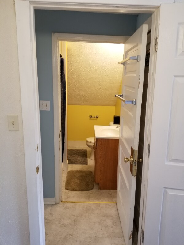 Building Photo - 26 S Adams St