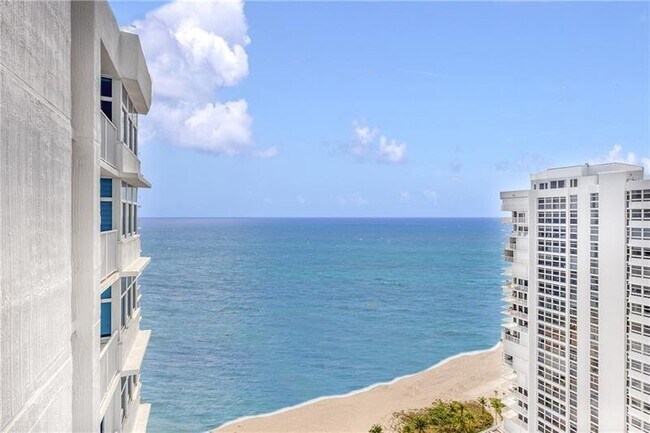 Building Photo - 1360 S Ocean Blvd