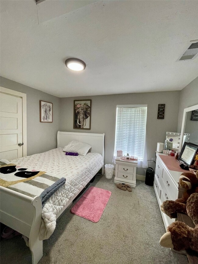 Building Photo - 500 N 8th St