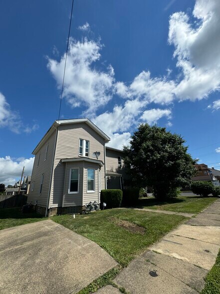 Building Photo - 350 Jefferson St