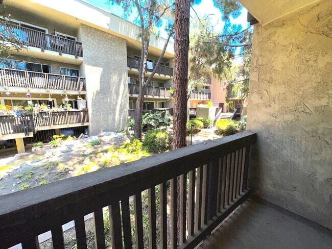 Building Photo - 6202 Friars Rd