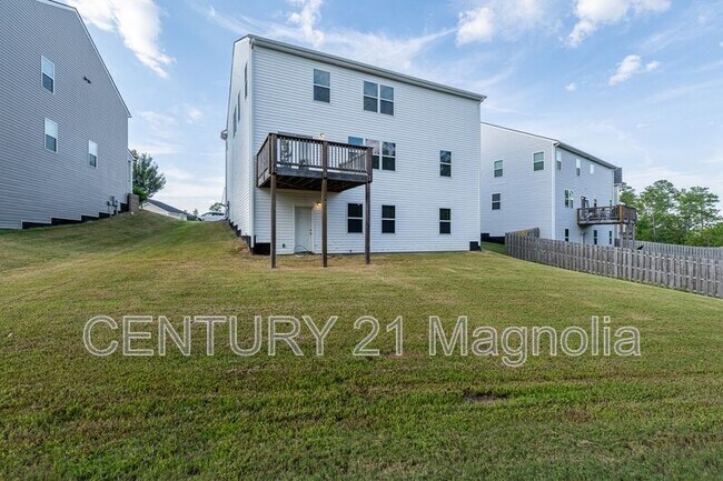 Building Photo - 552 Post Oak Ln