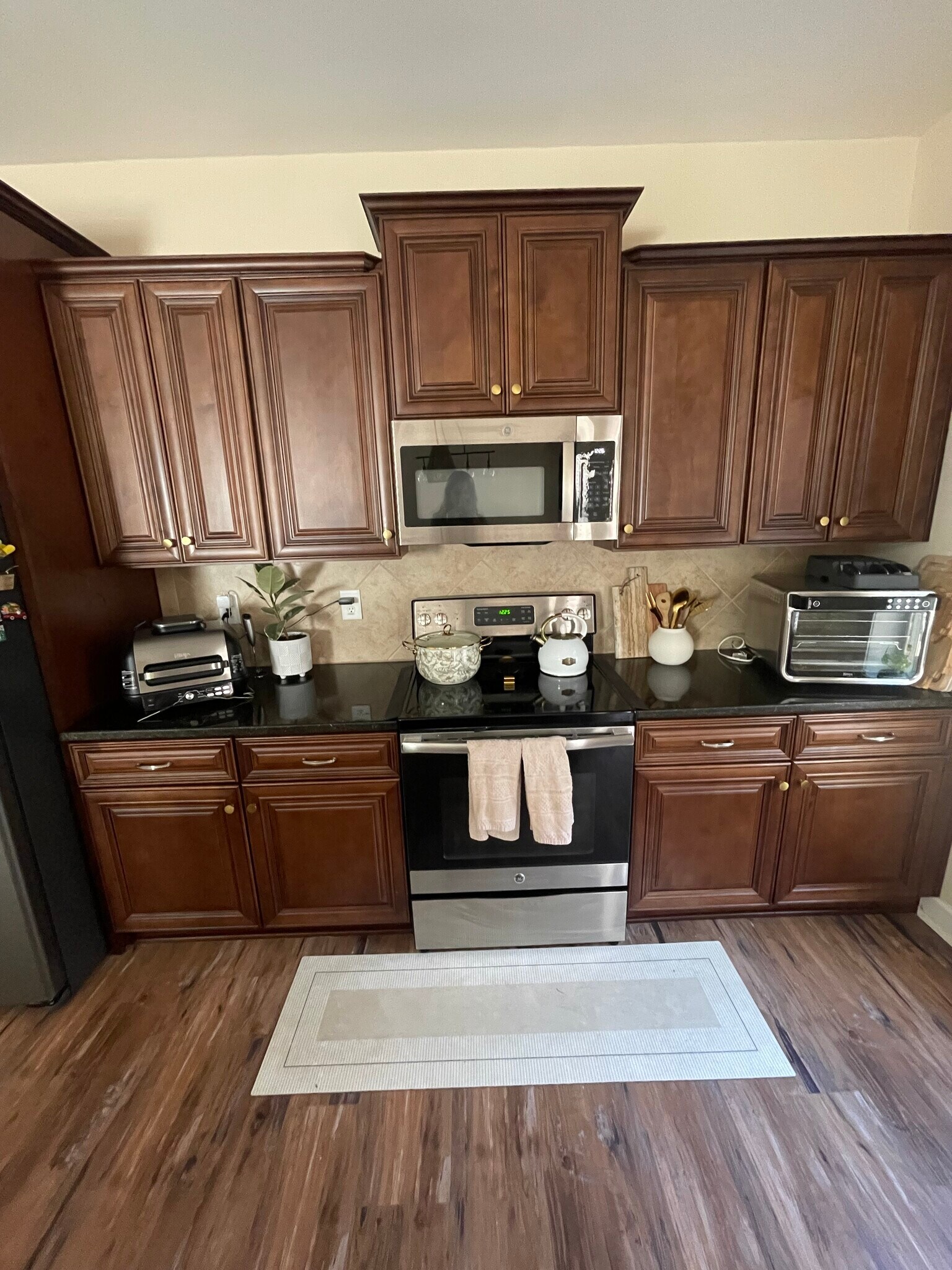 Building Photo - 14 Winged Foot Dr