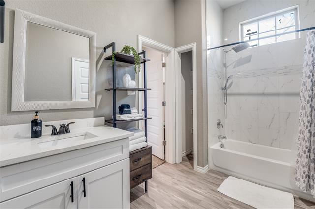 Building Photo - 1016 Winters St