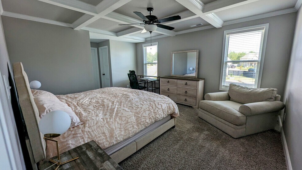 Master Bedroom - 1601 Redbud Ct
