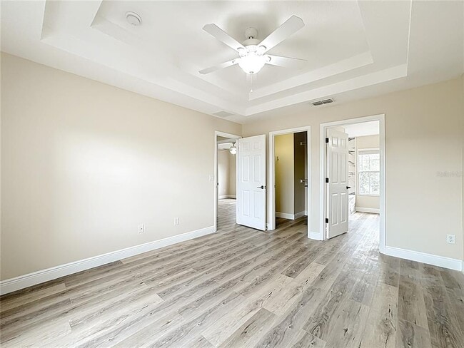 Building Photo - 14746 Clarkson Dr
