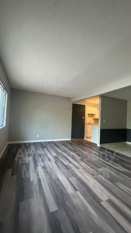 Building Photo - 1215 E Street-12