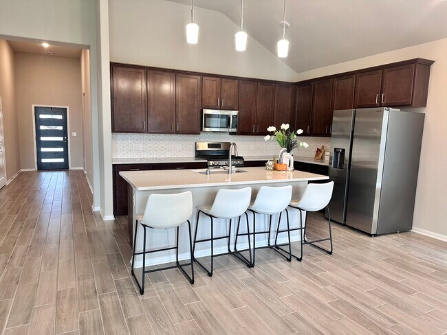 Building Photo - 13006 Oleander Bay Ln