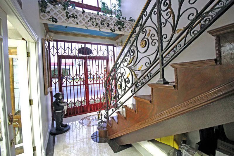 Building Photo - 7920 Orangethorpe Ave