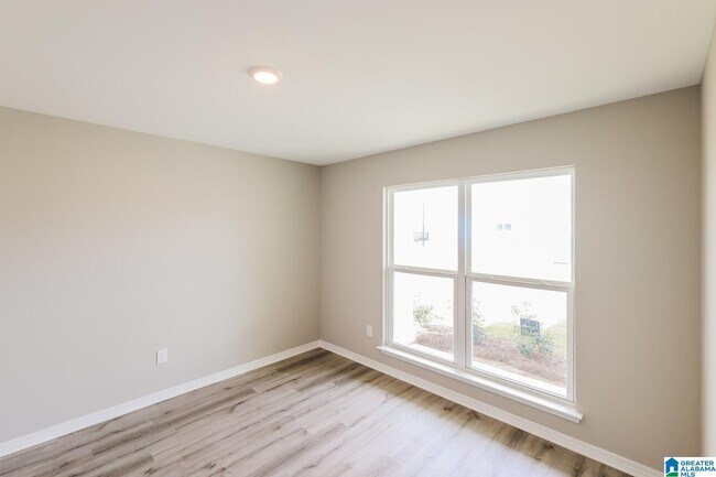Building Photo - 1183 Hayward Lp