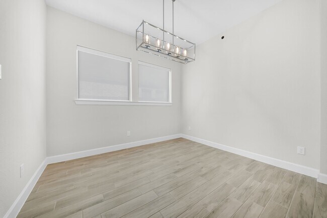 Building Photo - 407 Micaela Meadows Ct
