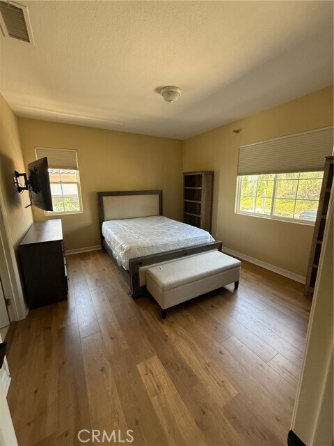 Building Photo - 2540 N San Miguel Dr