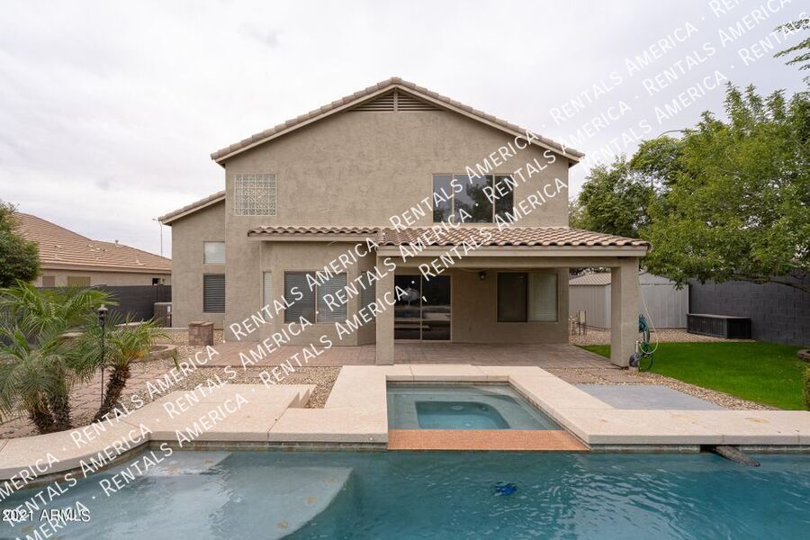 Building Photo - 6013 S Danielson Way