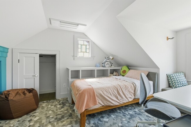 Building Photo - 32 Tremont St